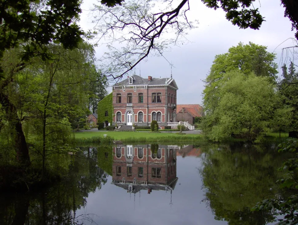 Kasteel Van Blekkom, Belgium